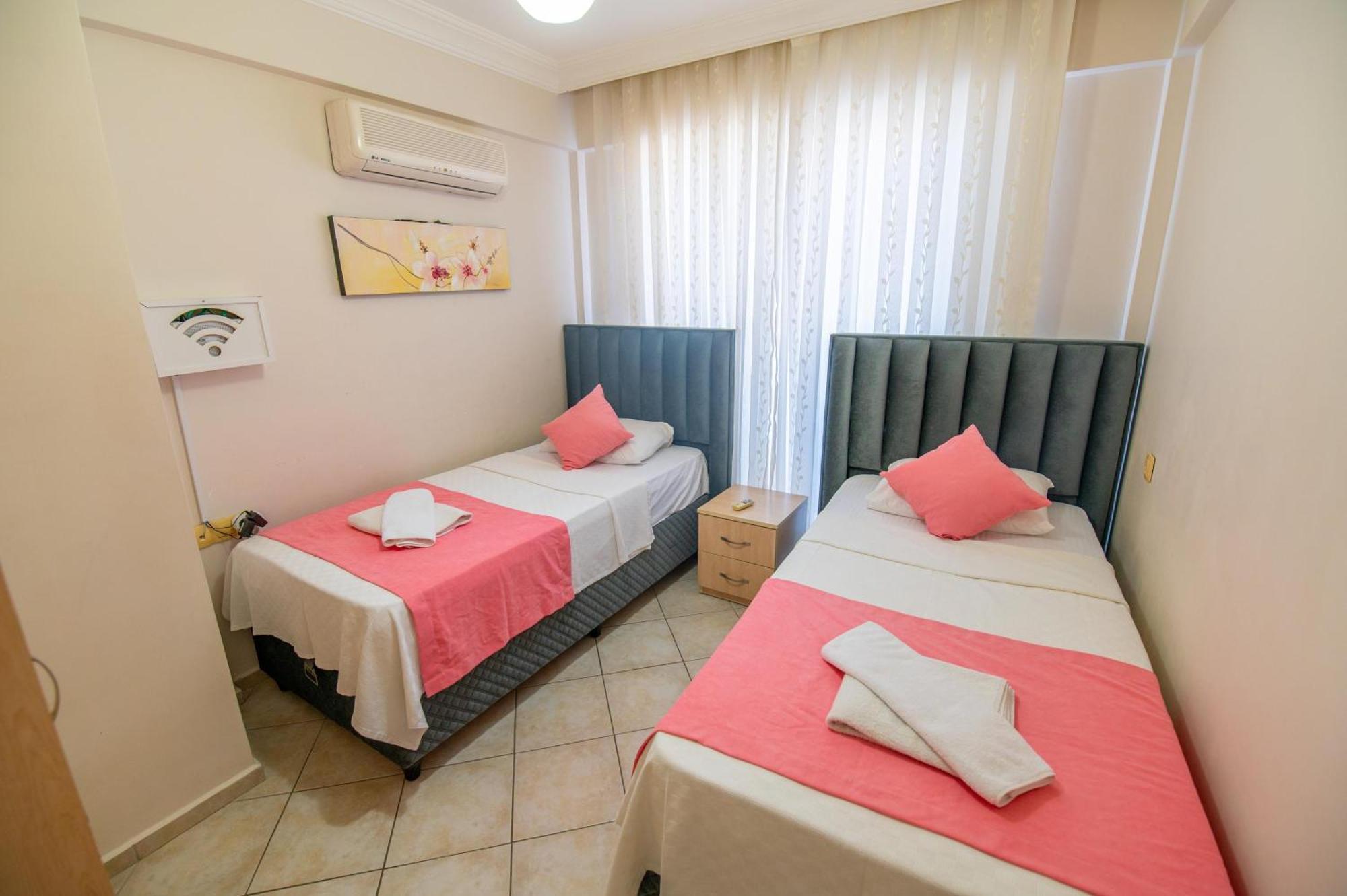 Sunset Beach Villas And Apartments Fethiye Extérieur photo