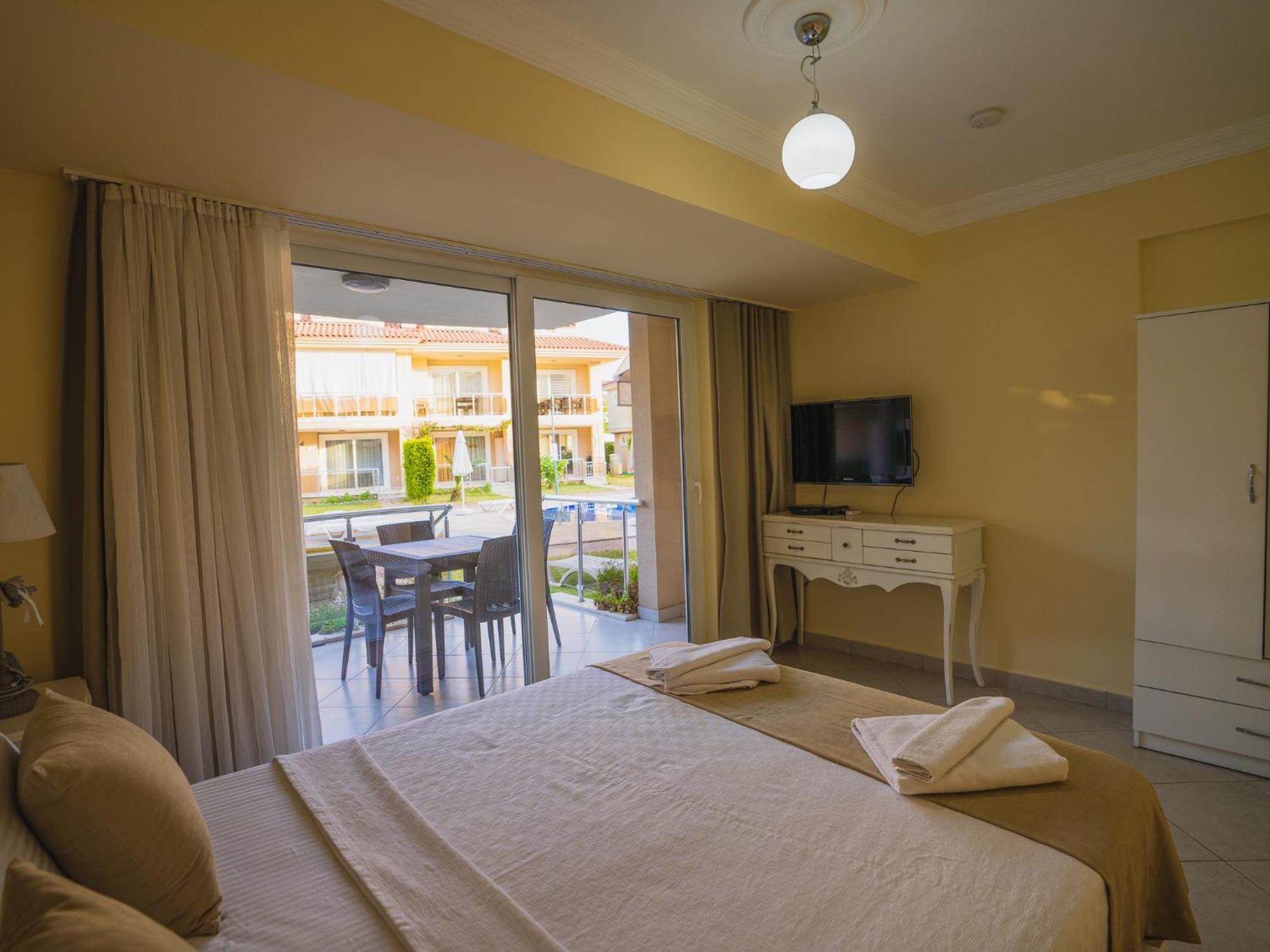 Sunset Beach Villas And Apartments Fethiye Extérieur photo