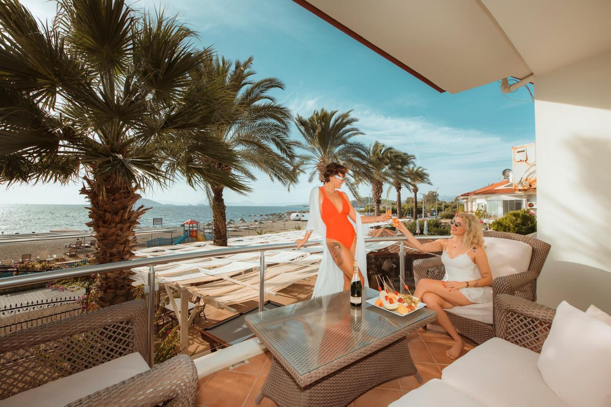 Sunset Beach Villas And Apartments Fethiye Extérieur photo