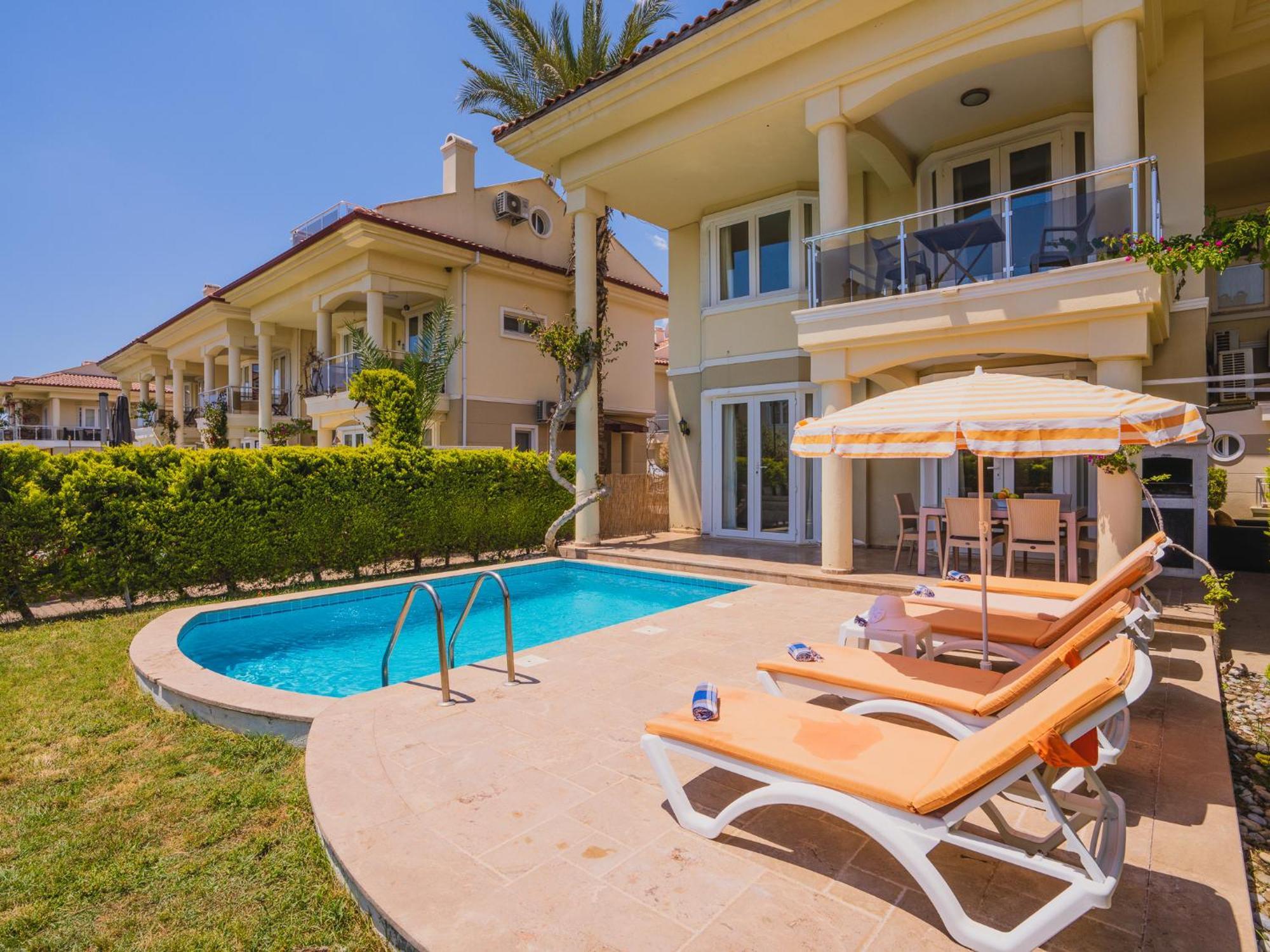 Sunset Beach Villas And Apartments Fethiye Extérieur photo
